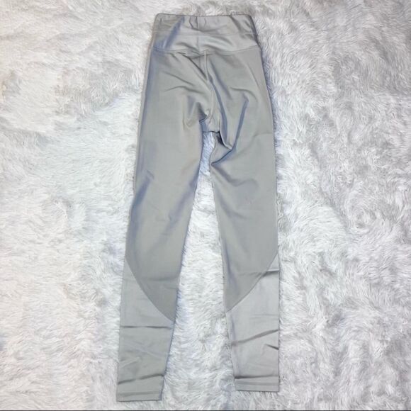 IRIS & INK-REVOLVE High Rise Leggings sz Small Lunar Rock Gray Athletic pants - Picture 7 of 9